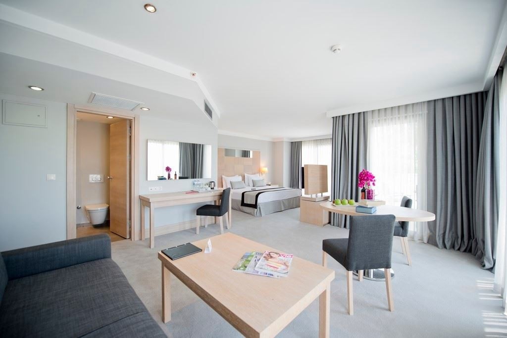 rooms-junior-suite