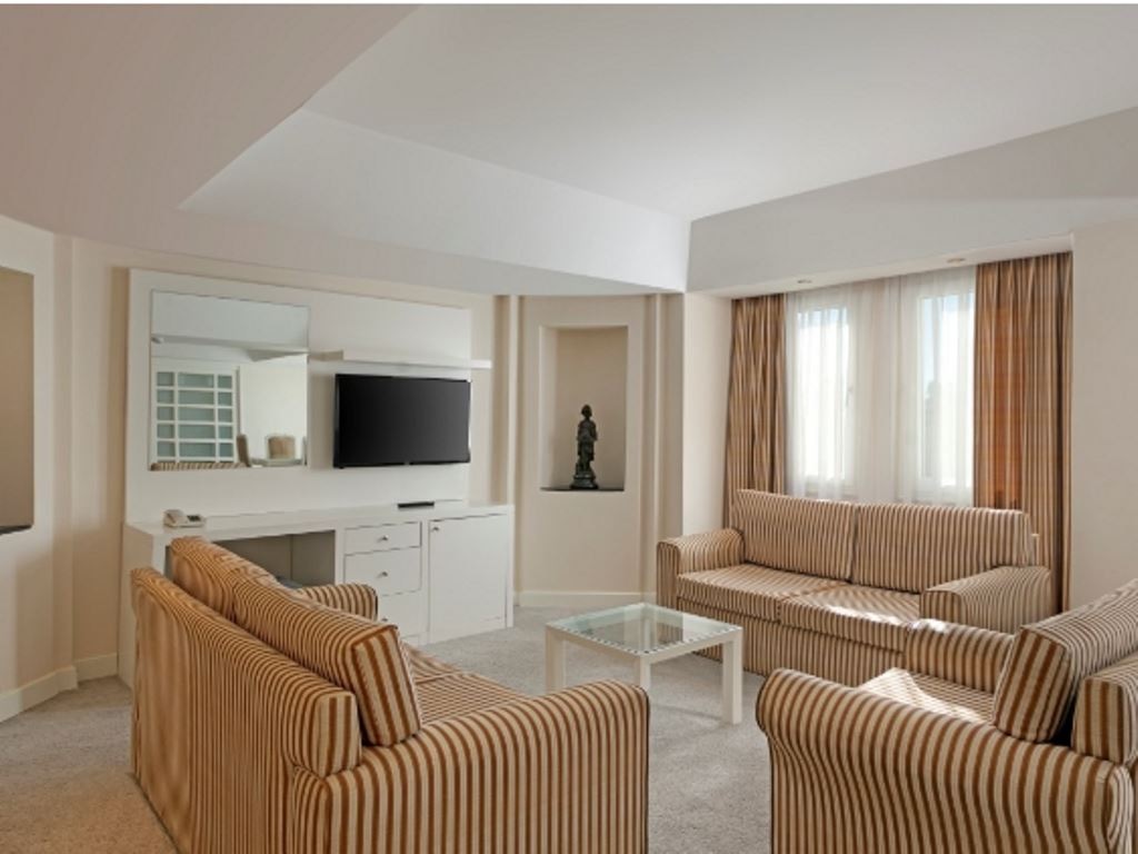 rooms-suite
