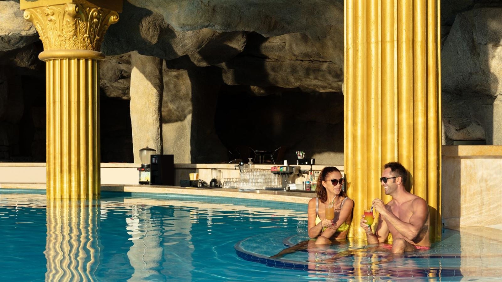bars-cave-bar