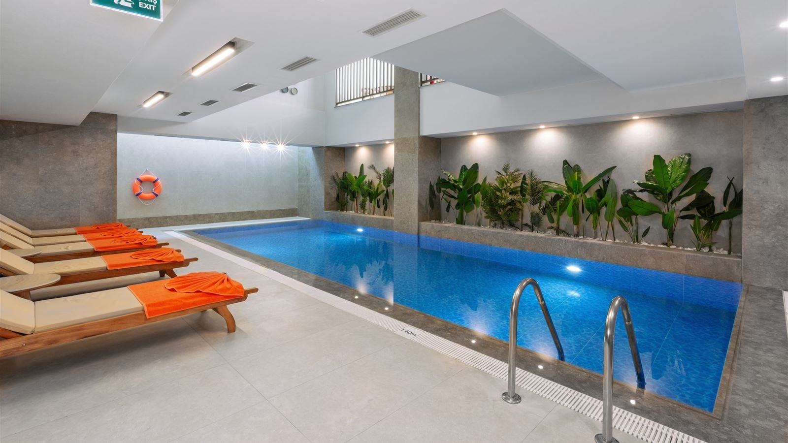 pools-indoor-pool