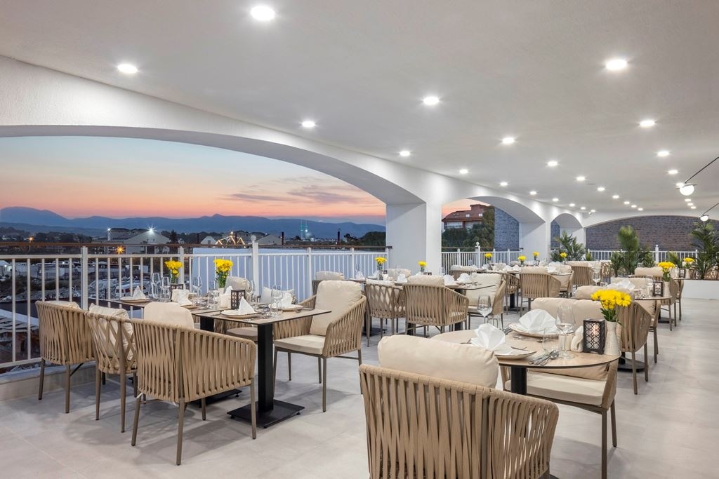 restaurants-turquoise-retaurant