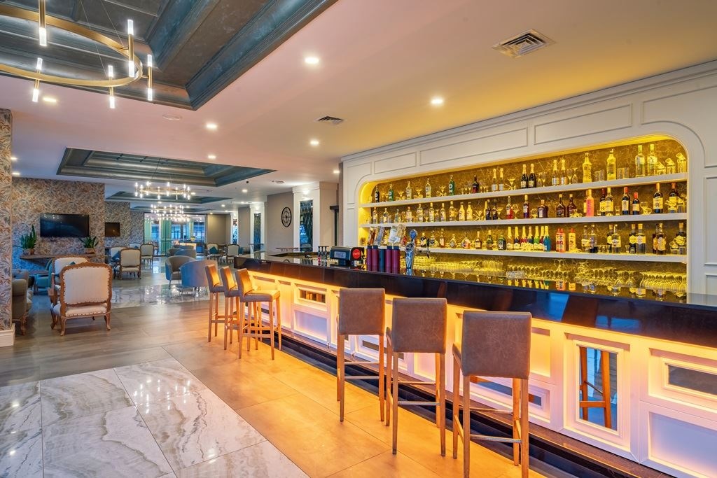 bars-rose-bar
