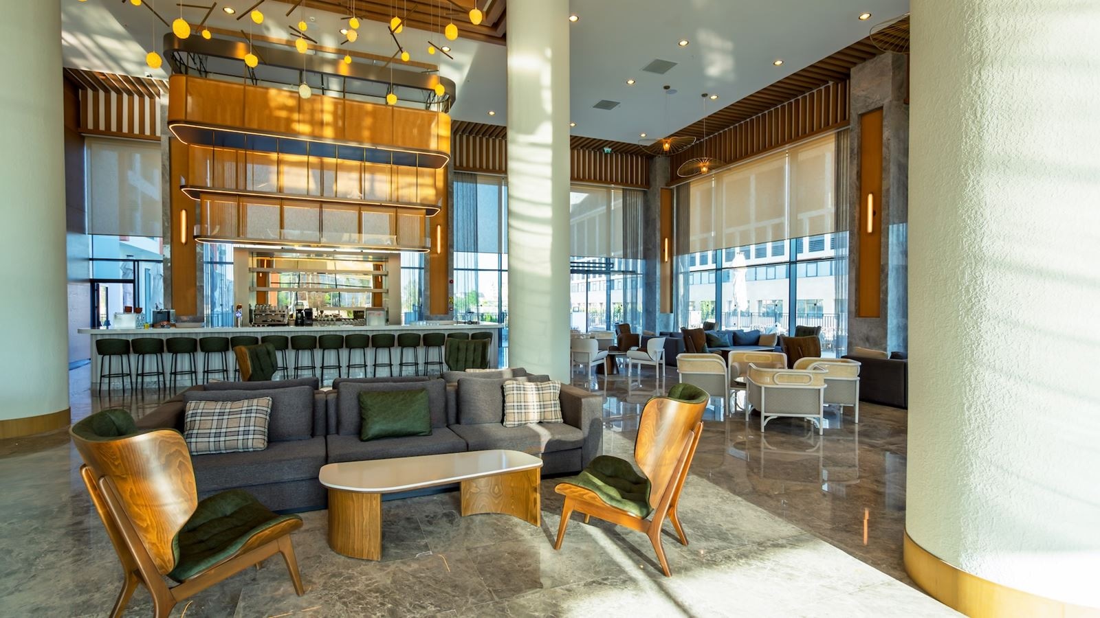 bars-ruby-lobby-bar