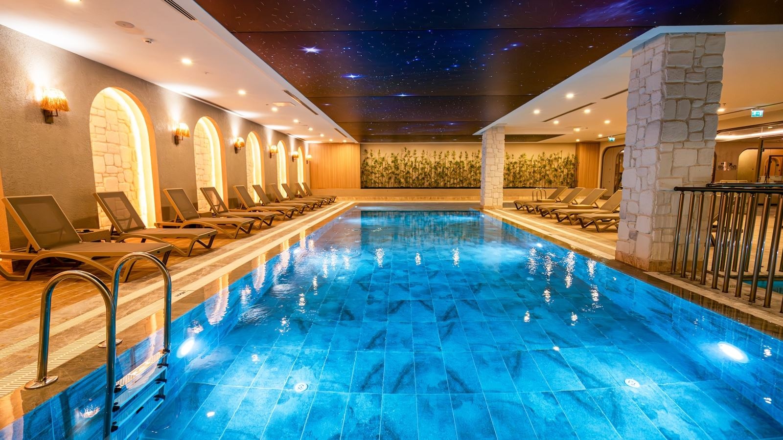 pools-indoor-pool