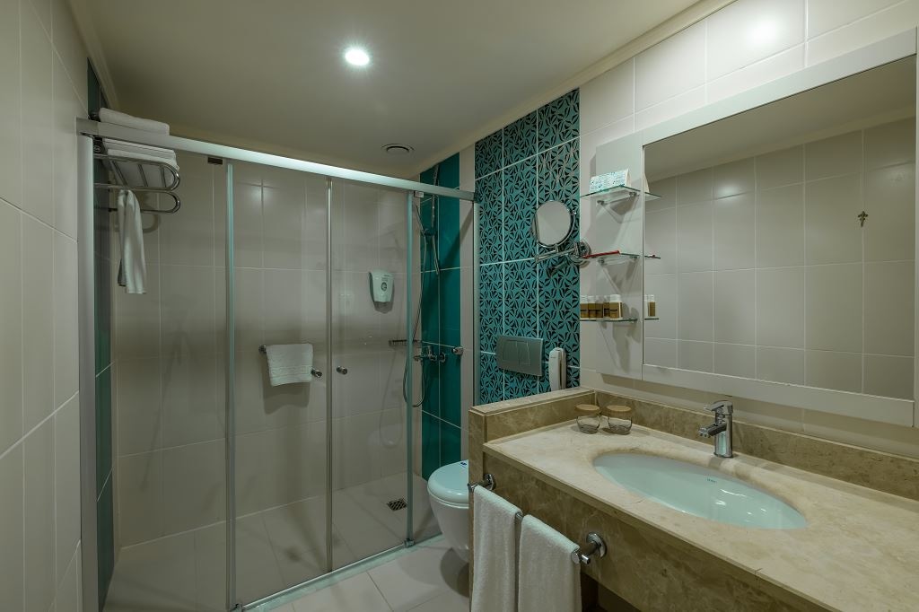rooms-family-room