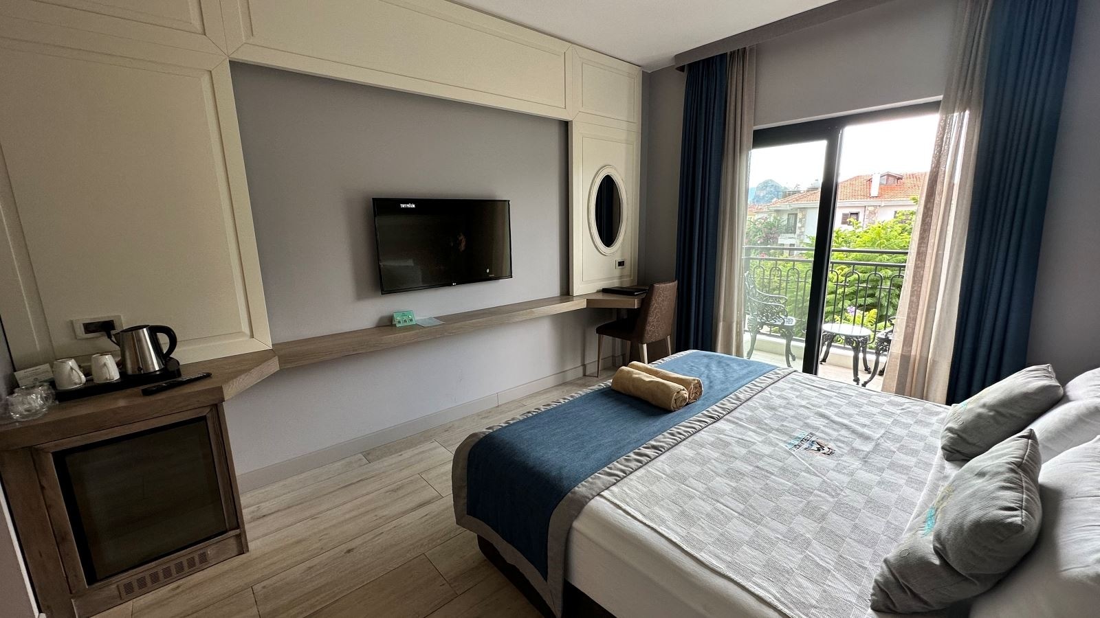 rooms-standard-room