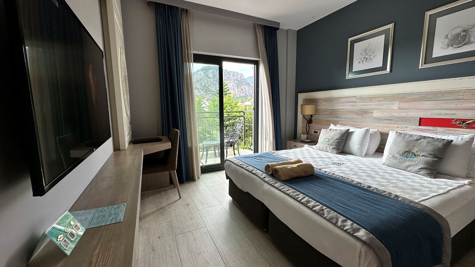 rooms-standard-room