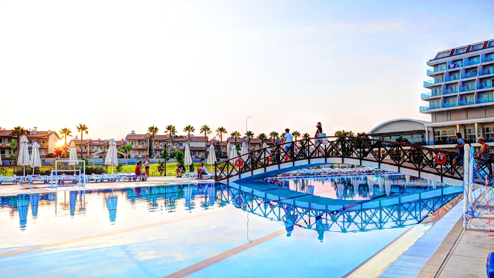 pools-outdoor-pool