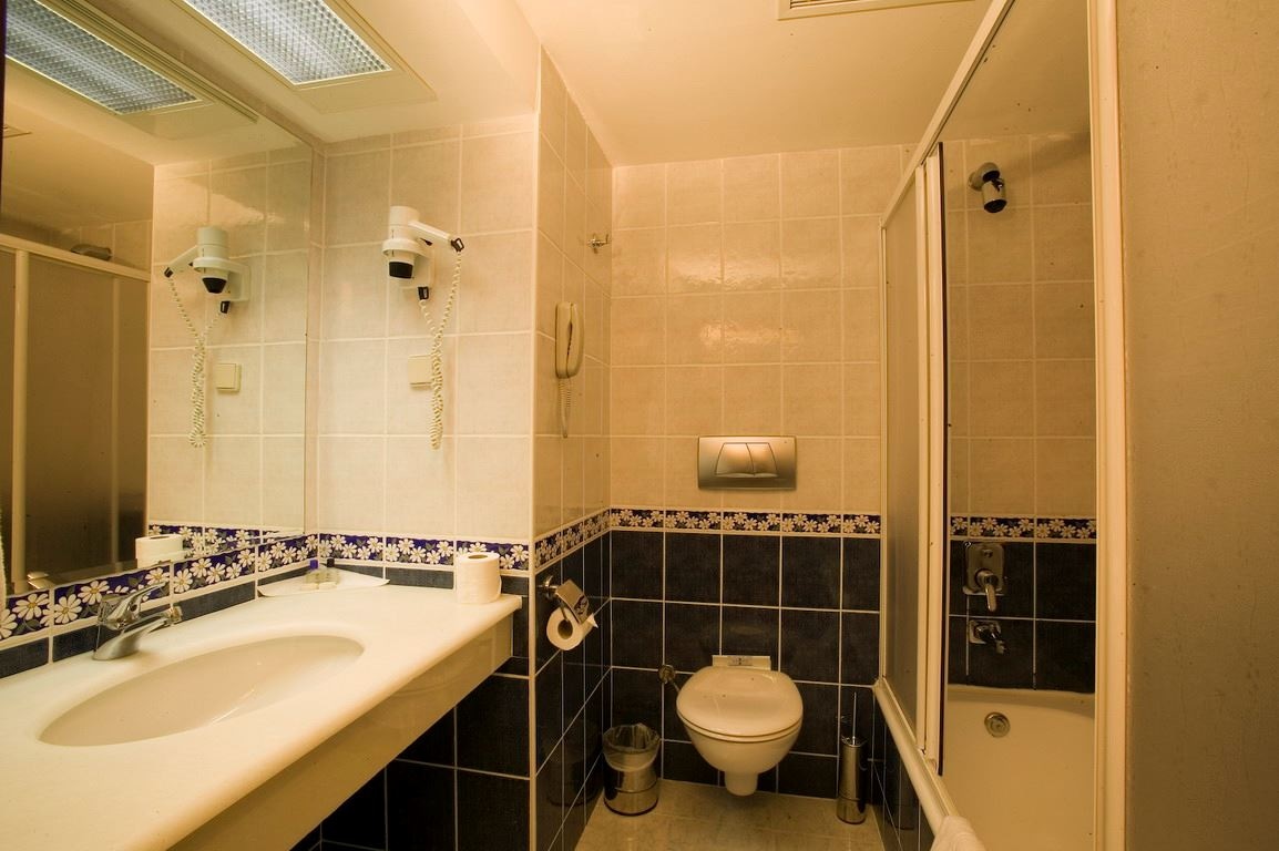 rooms-standard-room