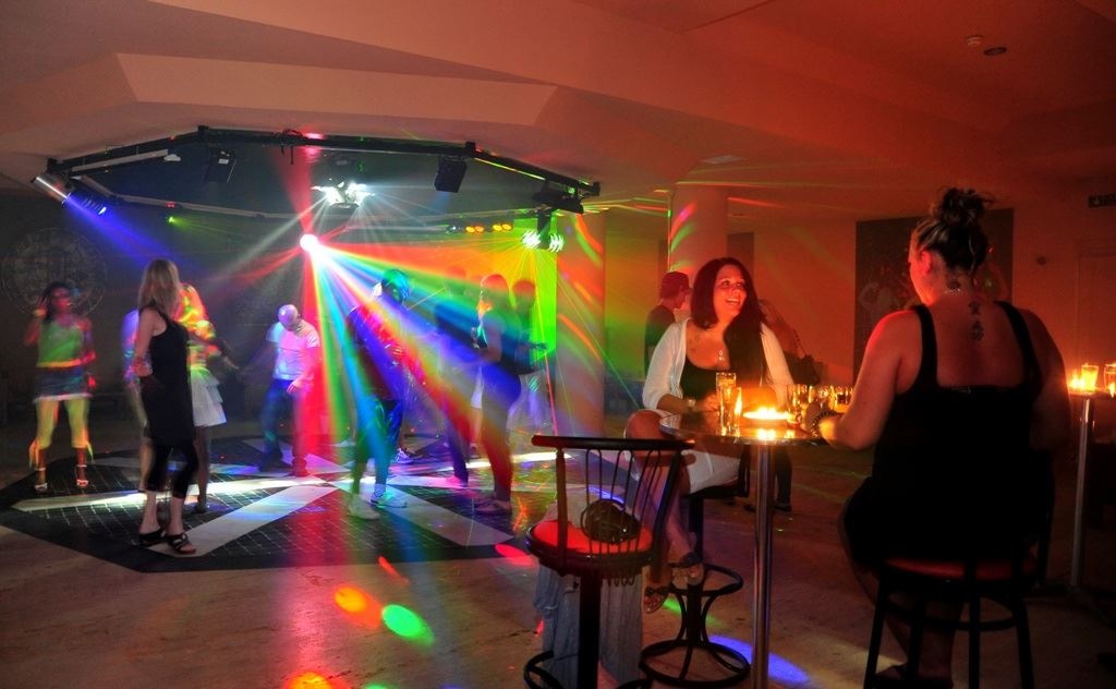 bars-disco-bar