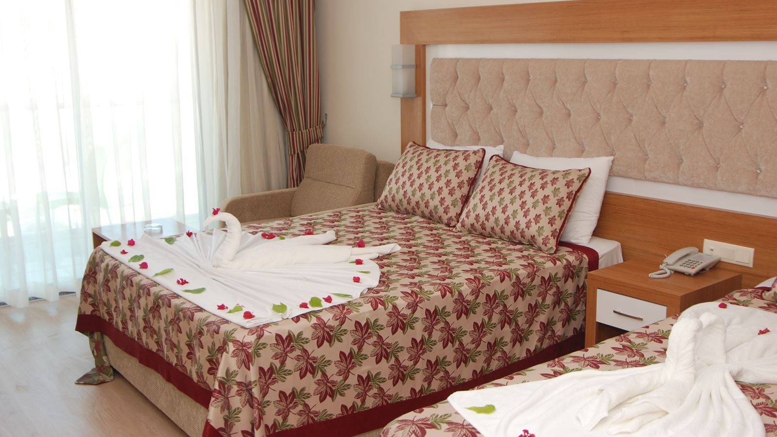 rooms-standard-room