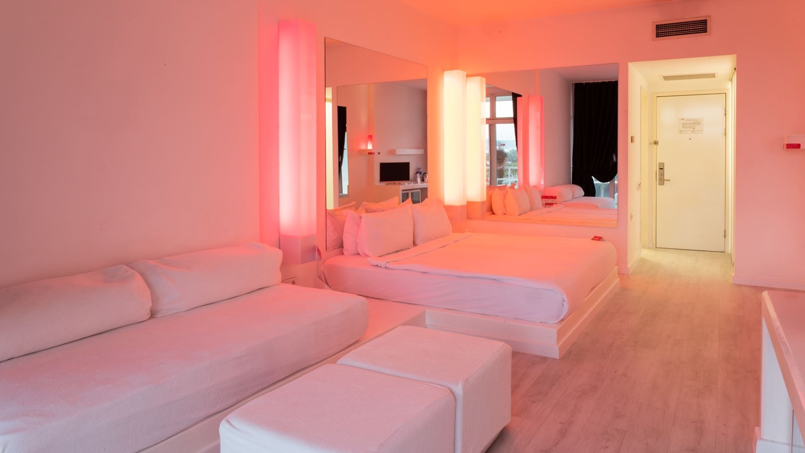 rooms-economy-room