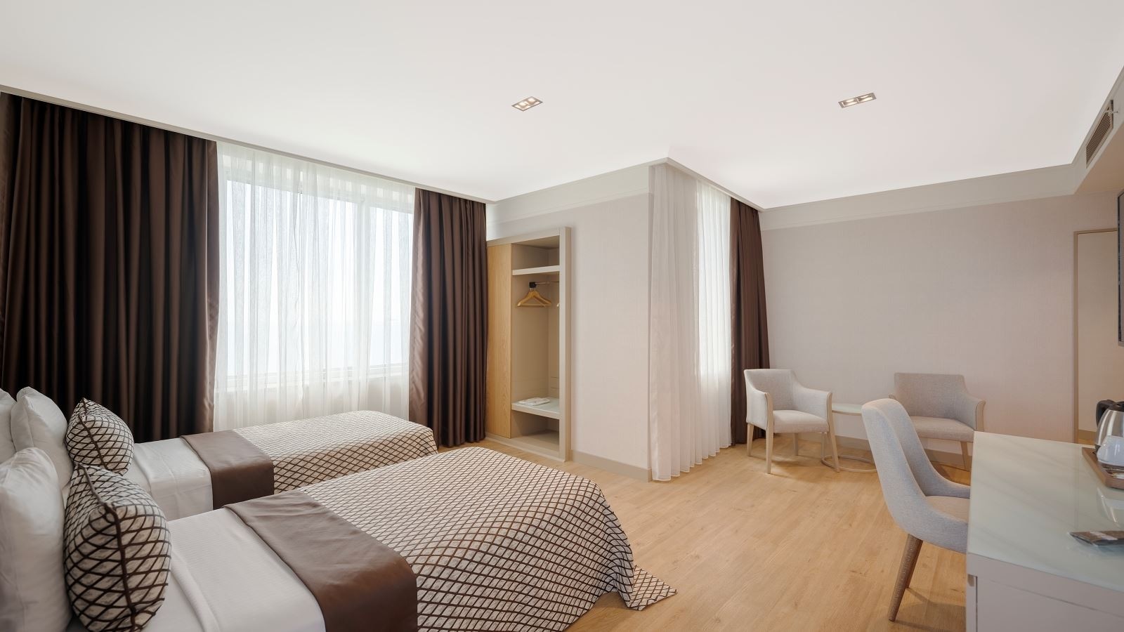 rooms-family-room
