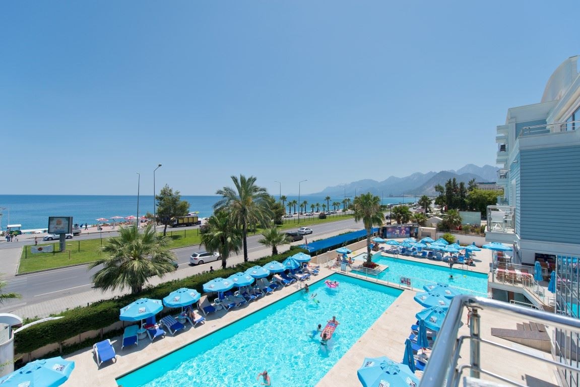 pools-outdoor-pool