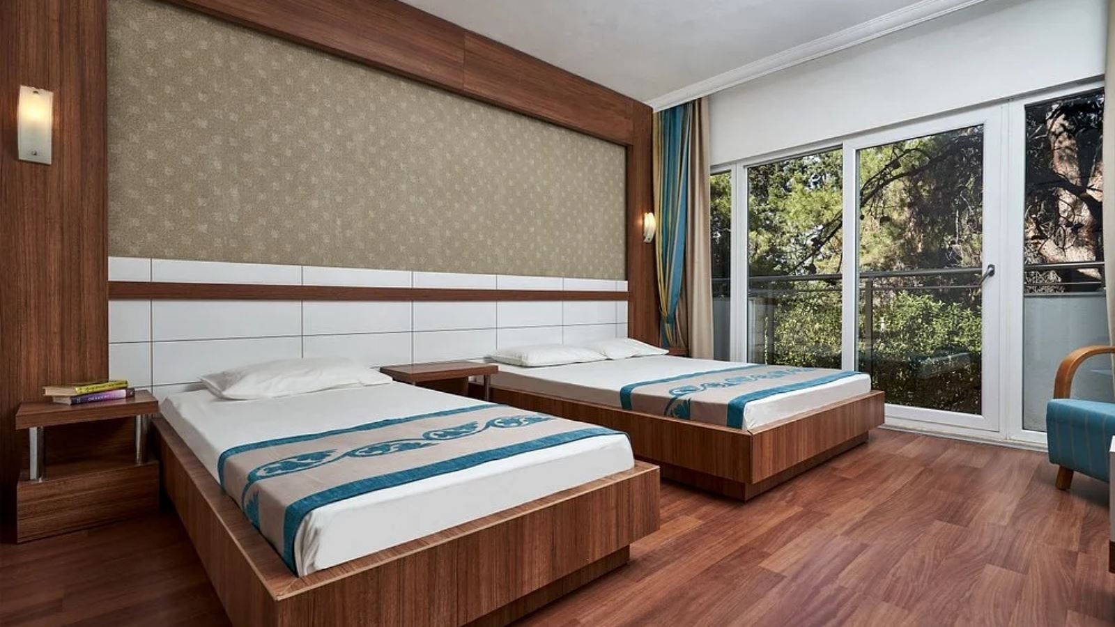 rooms-standard-room