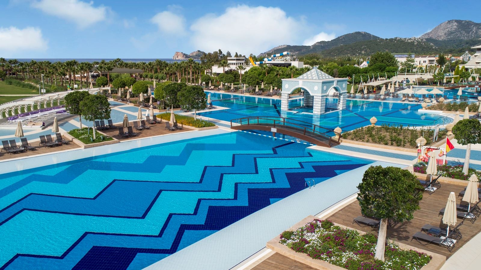 pools-outdoor-pool