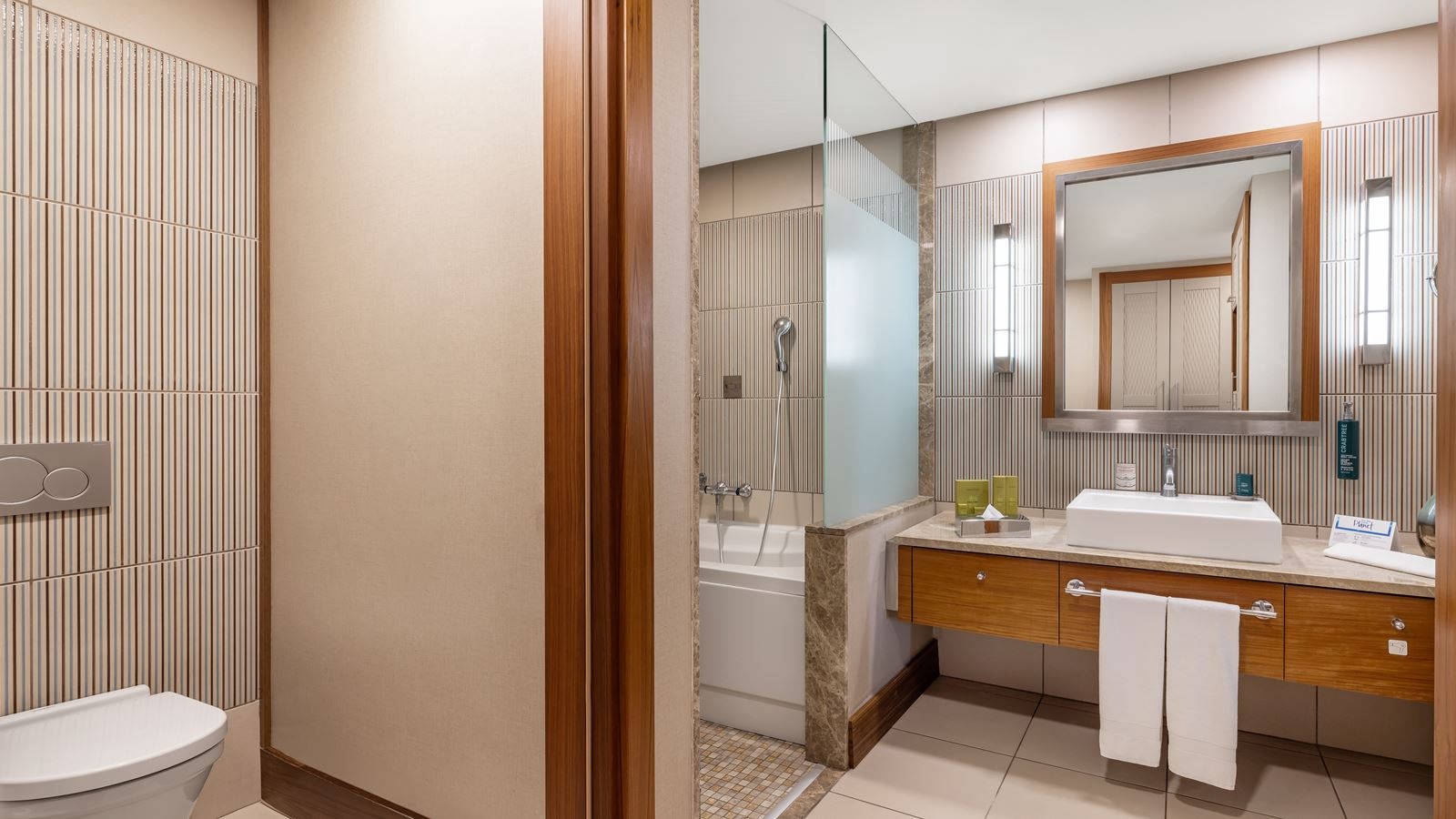 rooms-guest-room-sea-view