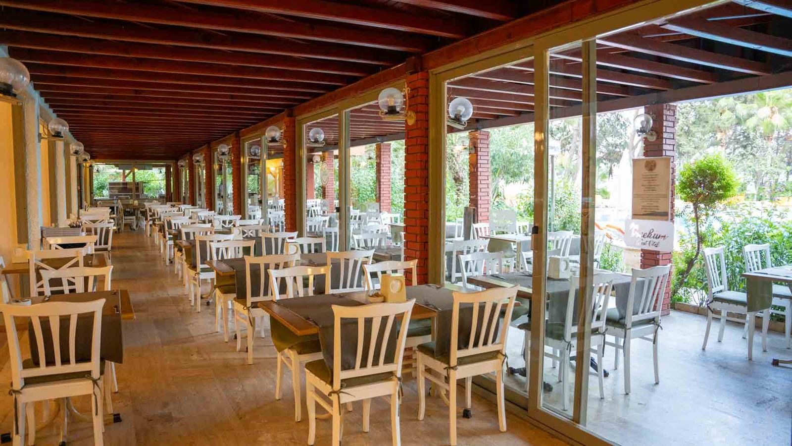 restaurants-main-restaurant