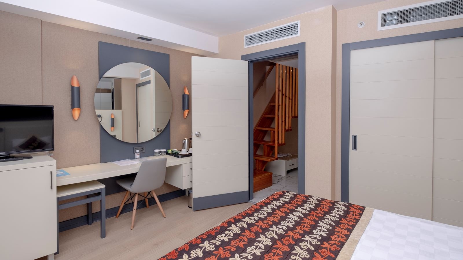 rooms-family-duplex-room-sea-view