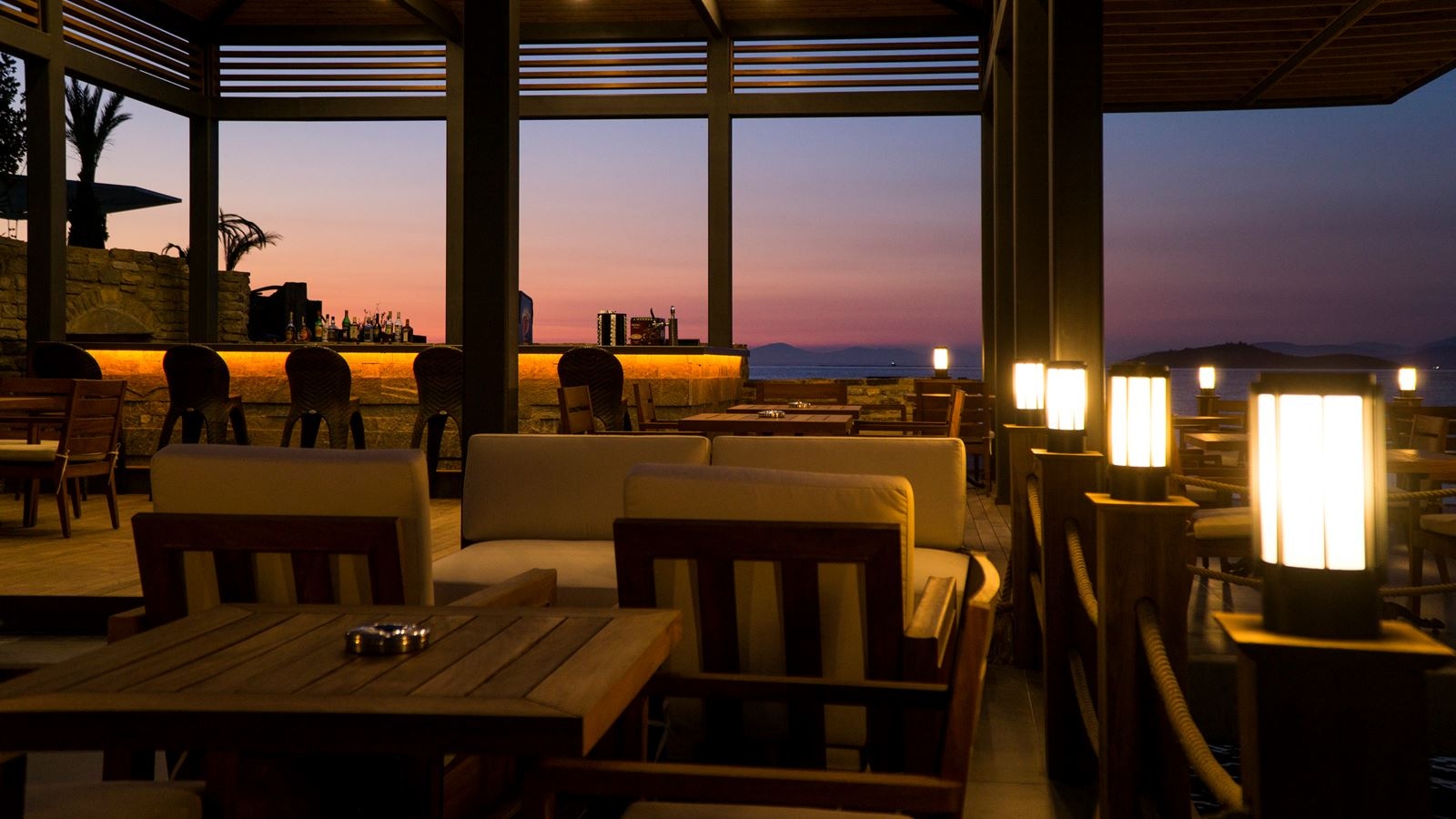 bars-sea-bar
