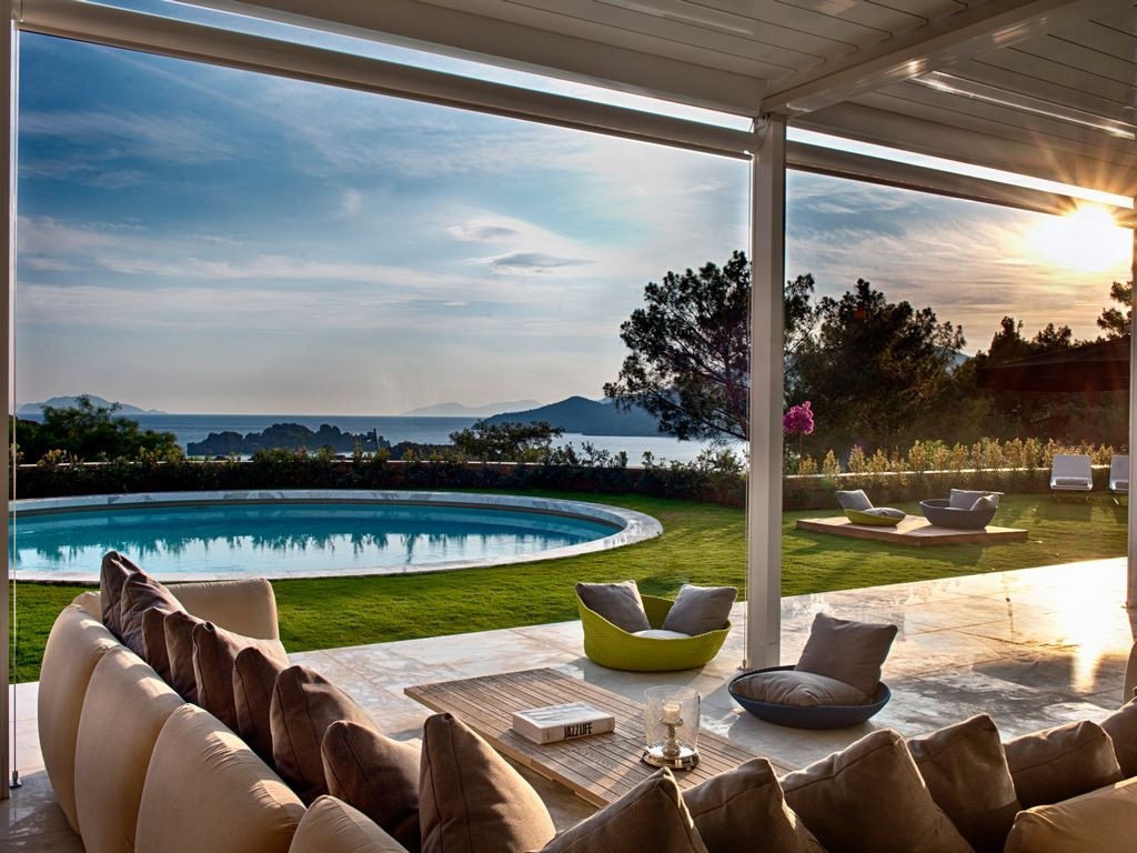 rooms-villa