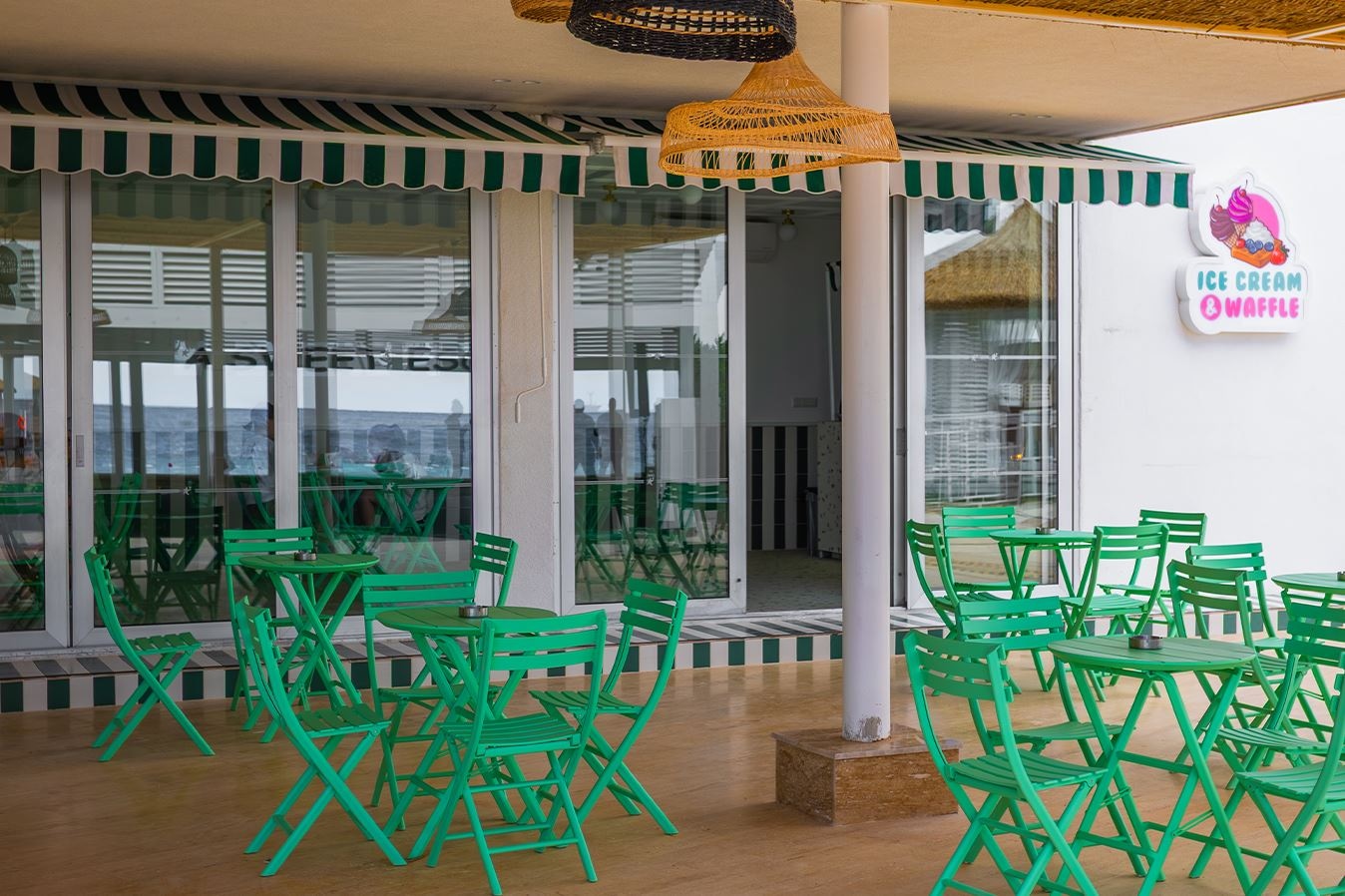 restaurants-a-sweet-escape-waffle