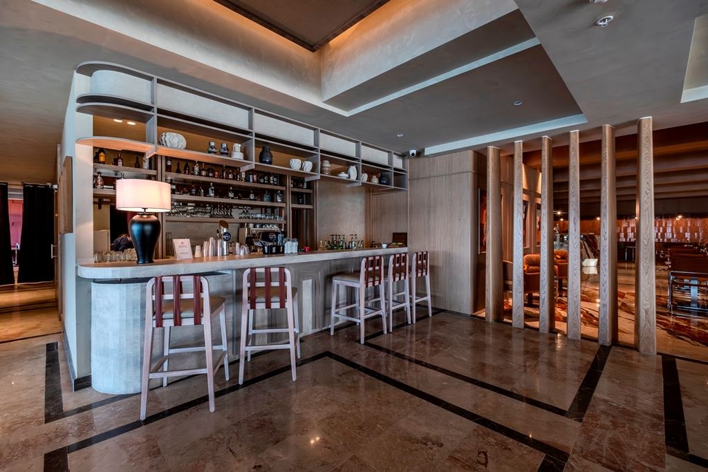 bars-horizon-lobby-bar--lounge