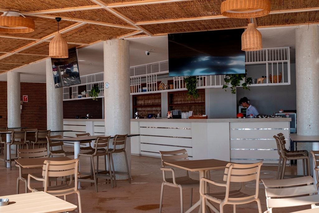 bars-blueme-pool-bar