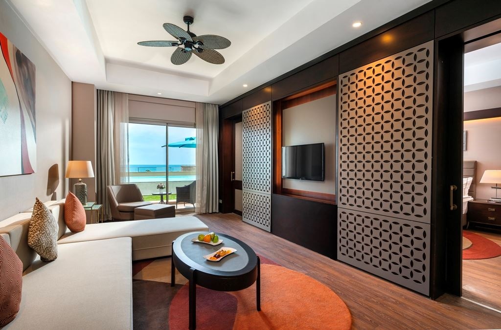 rooms-swim-up-suite