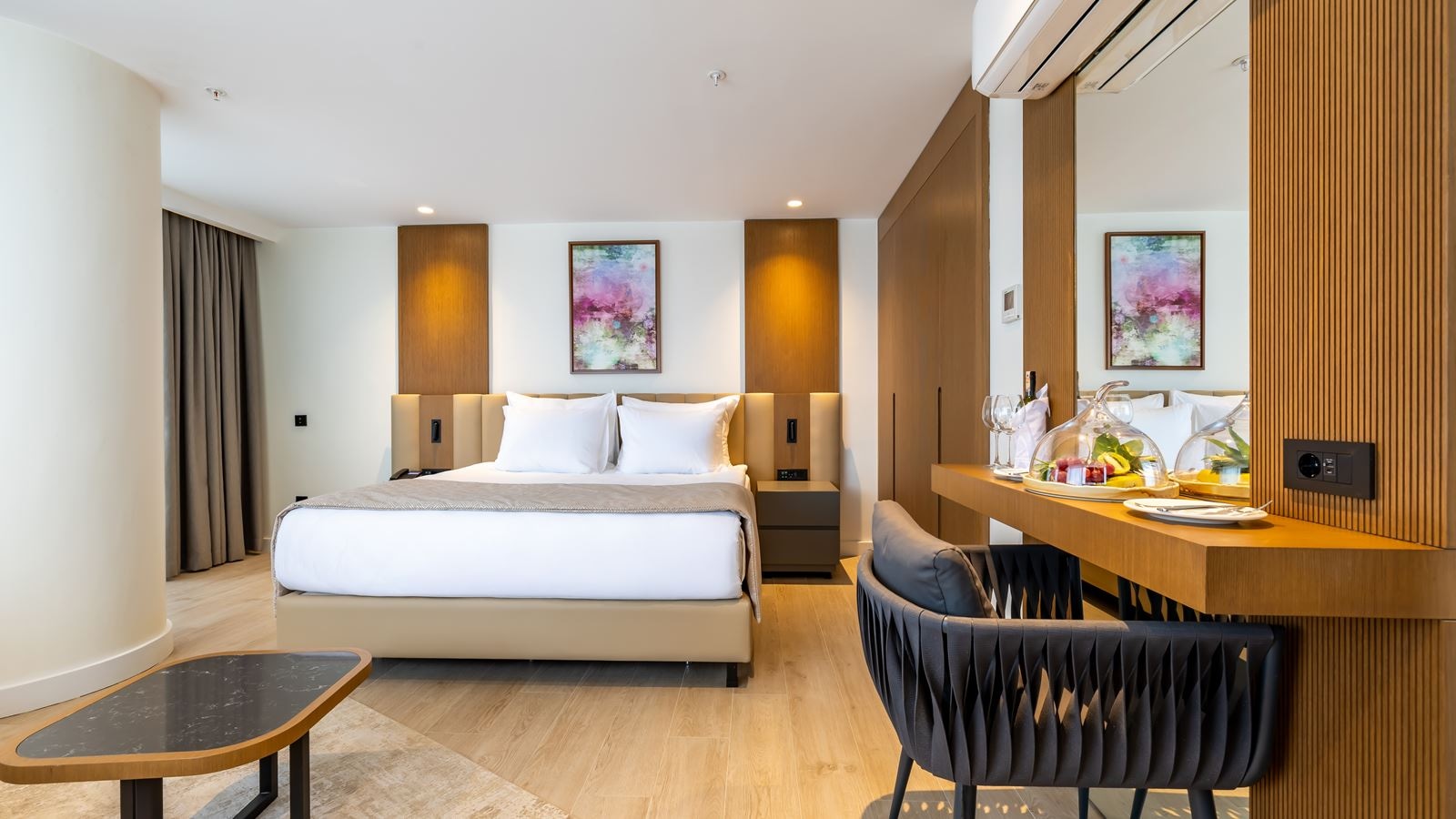 rooms-family-suite-landview