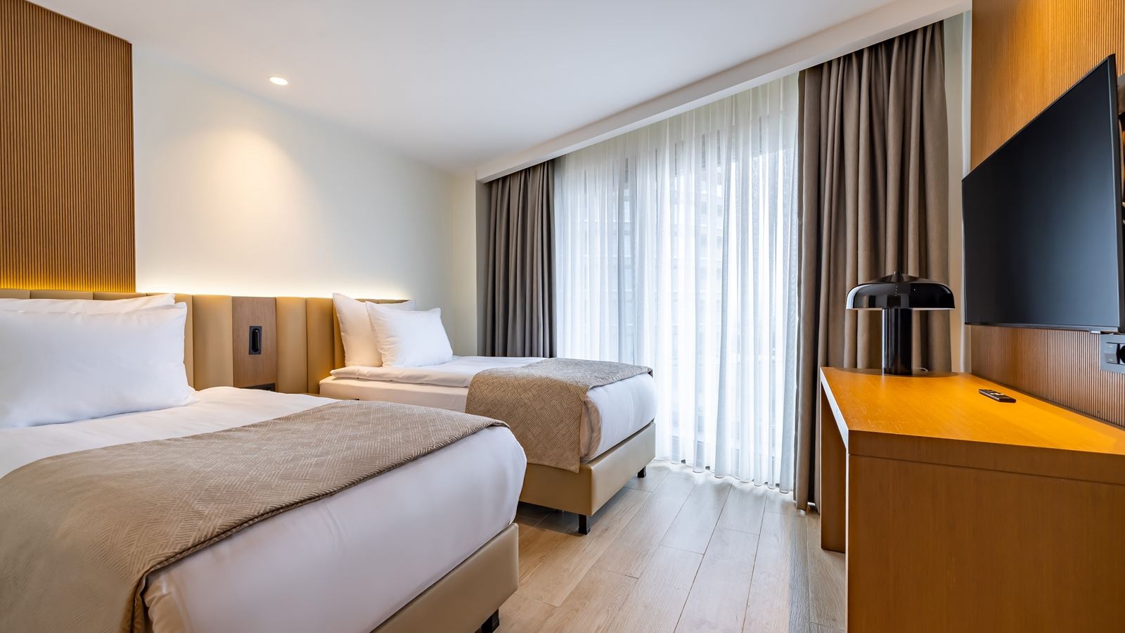 rooms-family-suite-seaview