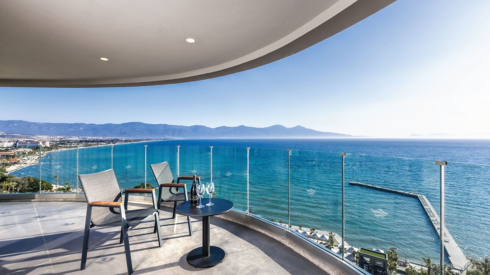 rooms-panoramic-suite