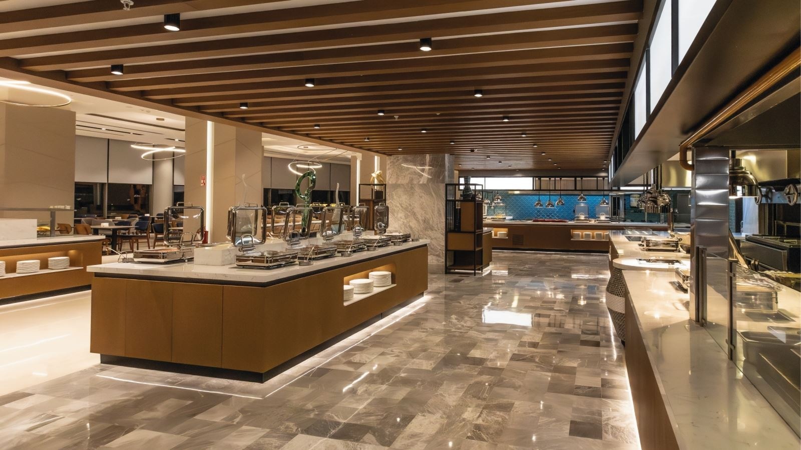 restaurants-sapphire-restaurant