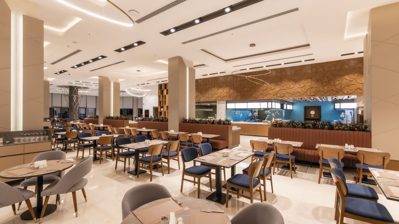 restaurants-sapphire-restaurant