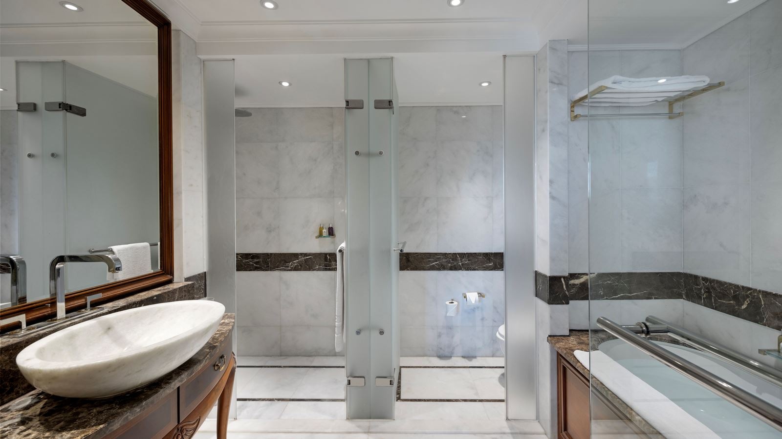 rooms-premium-room-land-view