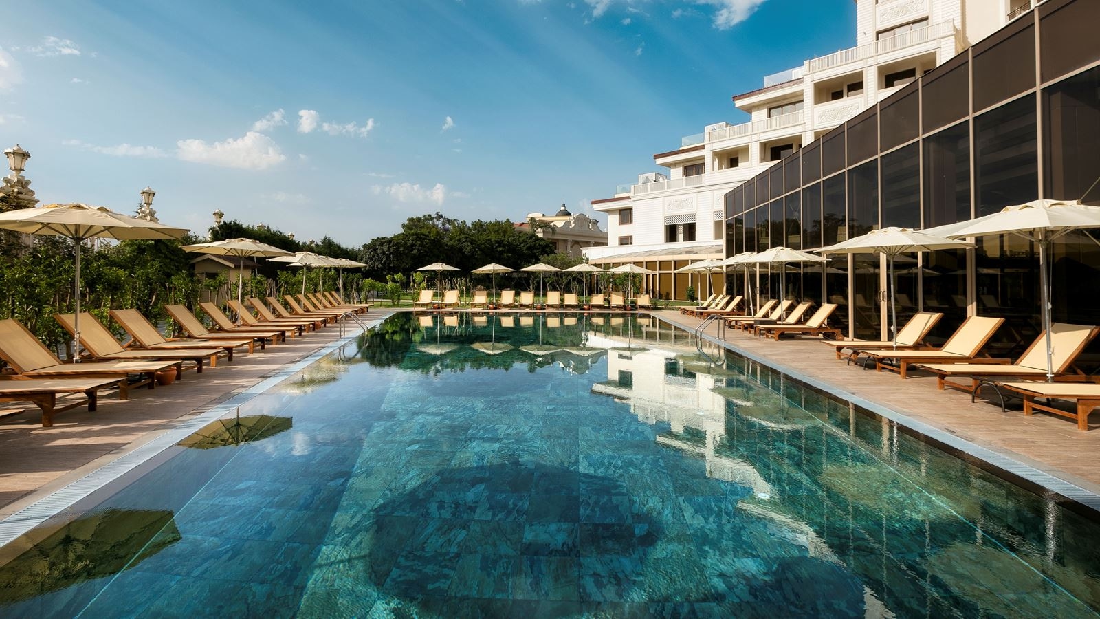 pools-outdoor--indoor-pool