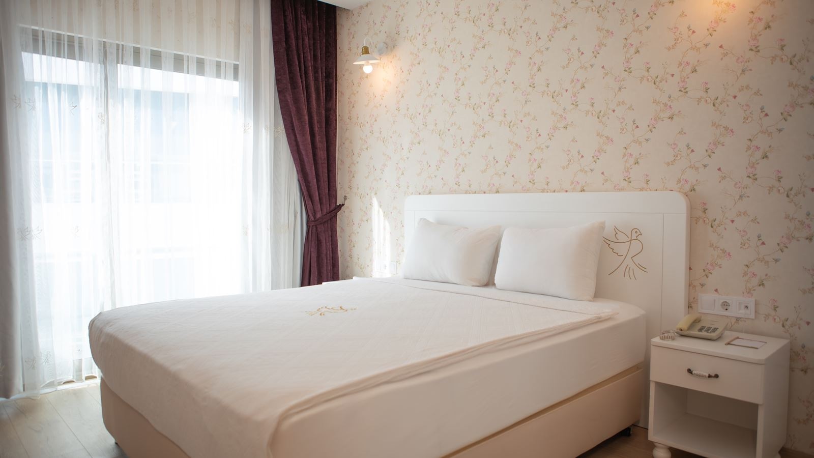 rooms-economy-room