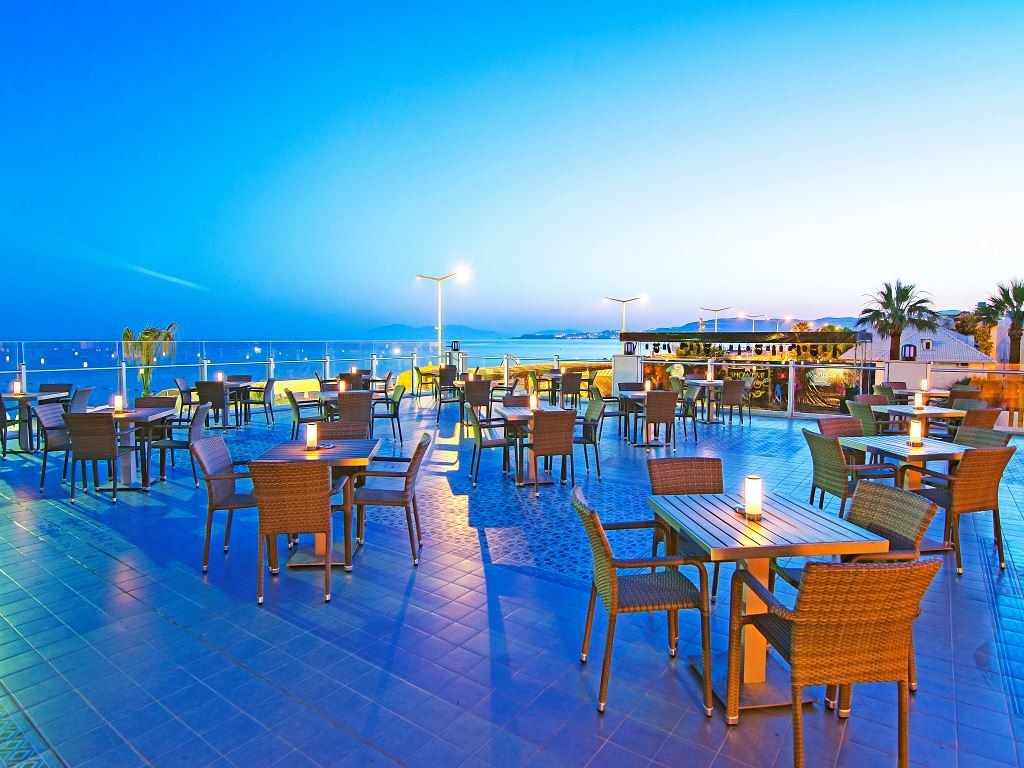 bars-cafe-bar