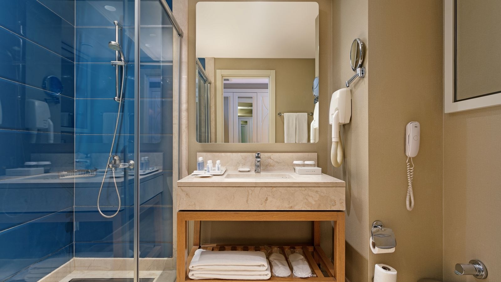 rooms-standard-room