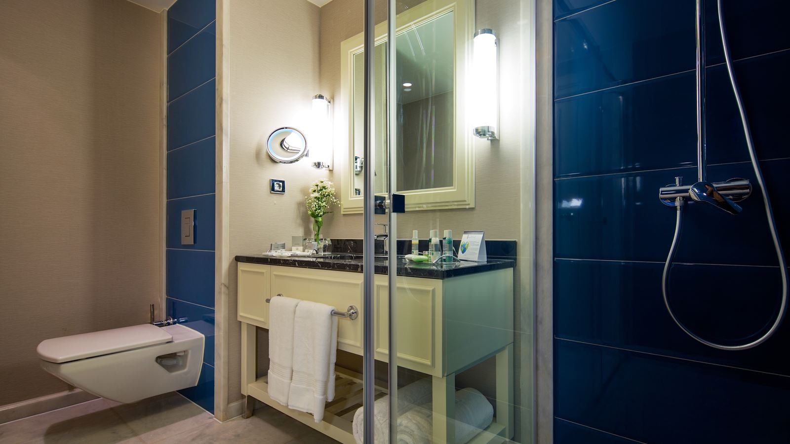 rooms-economy-room
