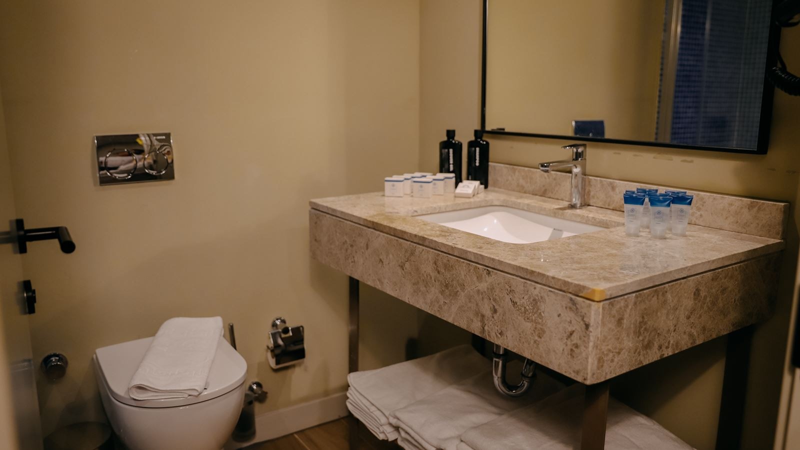 rooms-family-suite