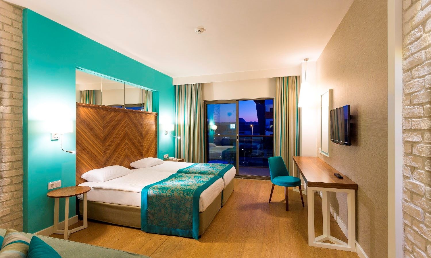 rooms-standard-room