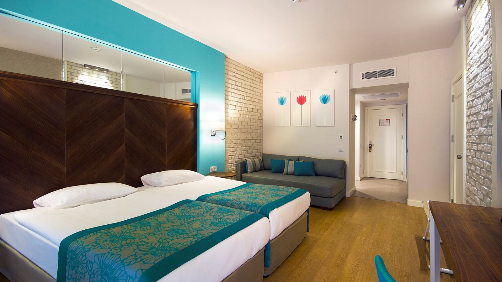 rooms-single-standard-superior-roomroh