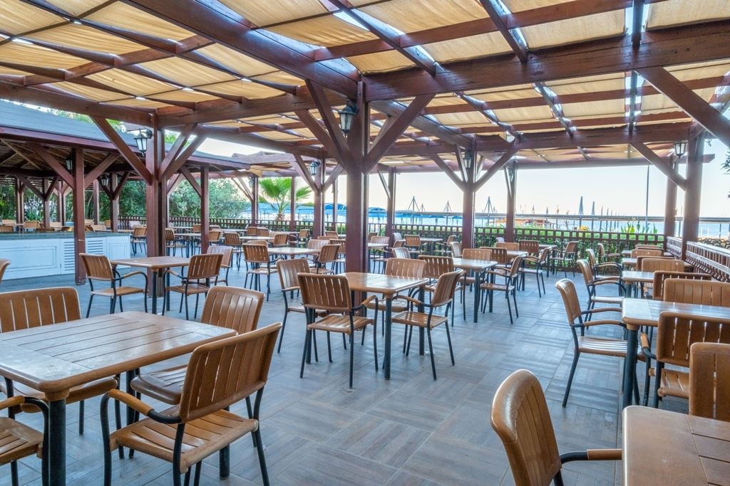 bars-beach-bar
