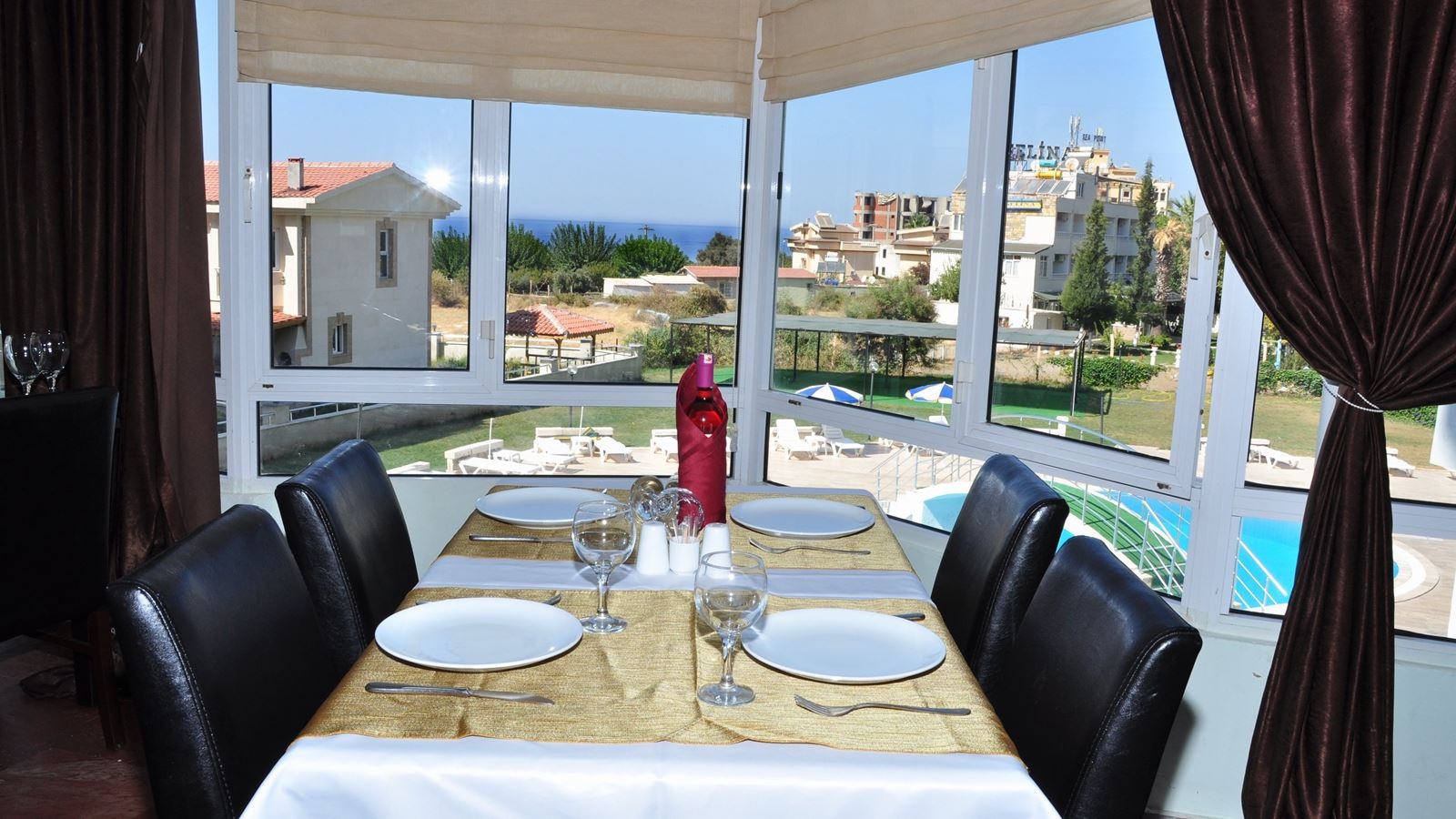 restaurants-restaurant