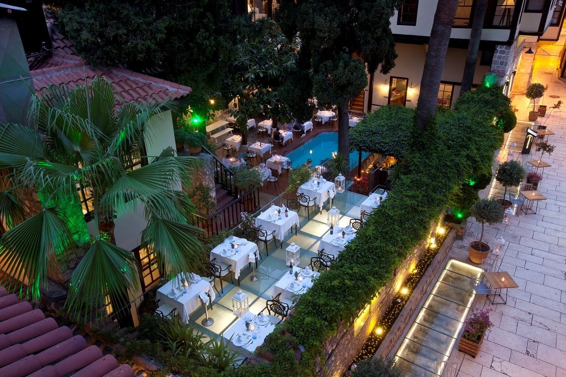 restaurants-main-restaurant