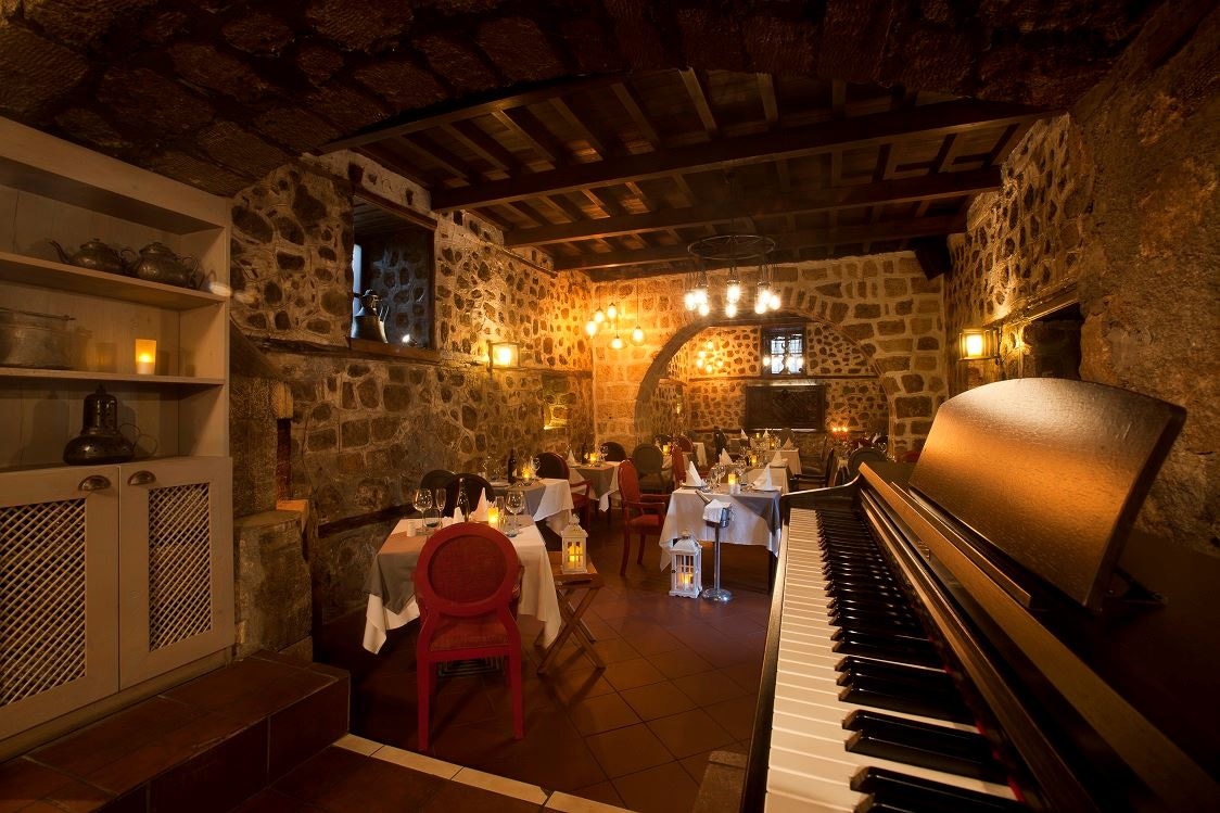 restaurants-