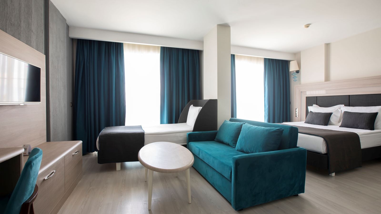 rooms-superior-room