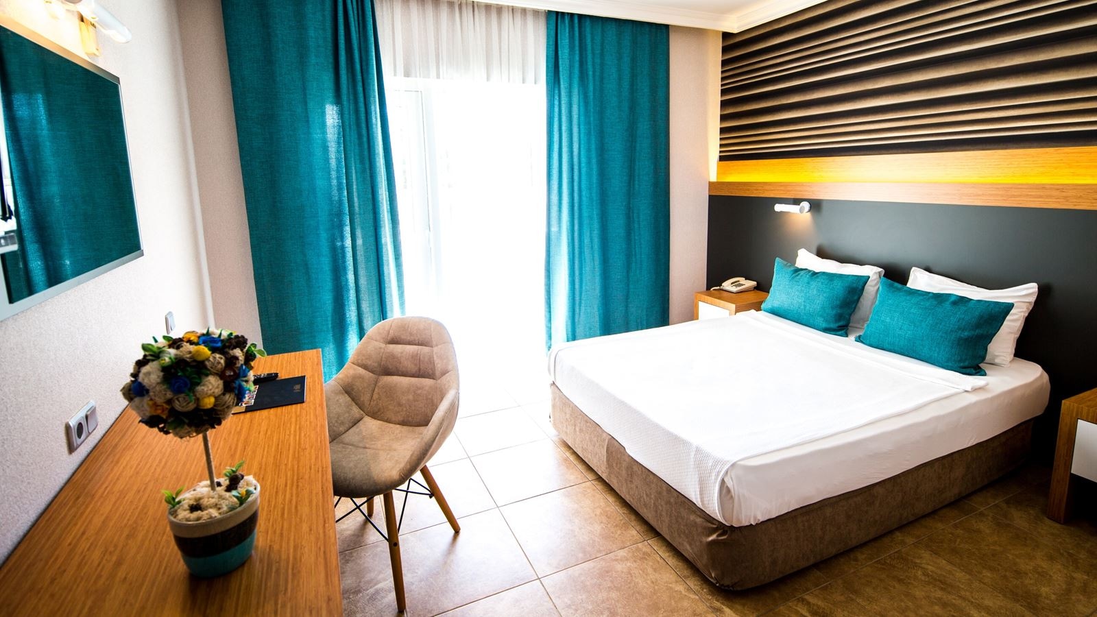 rooms-standard-room-1
