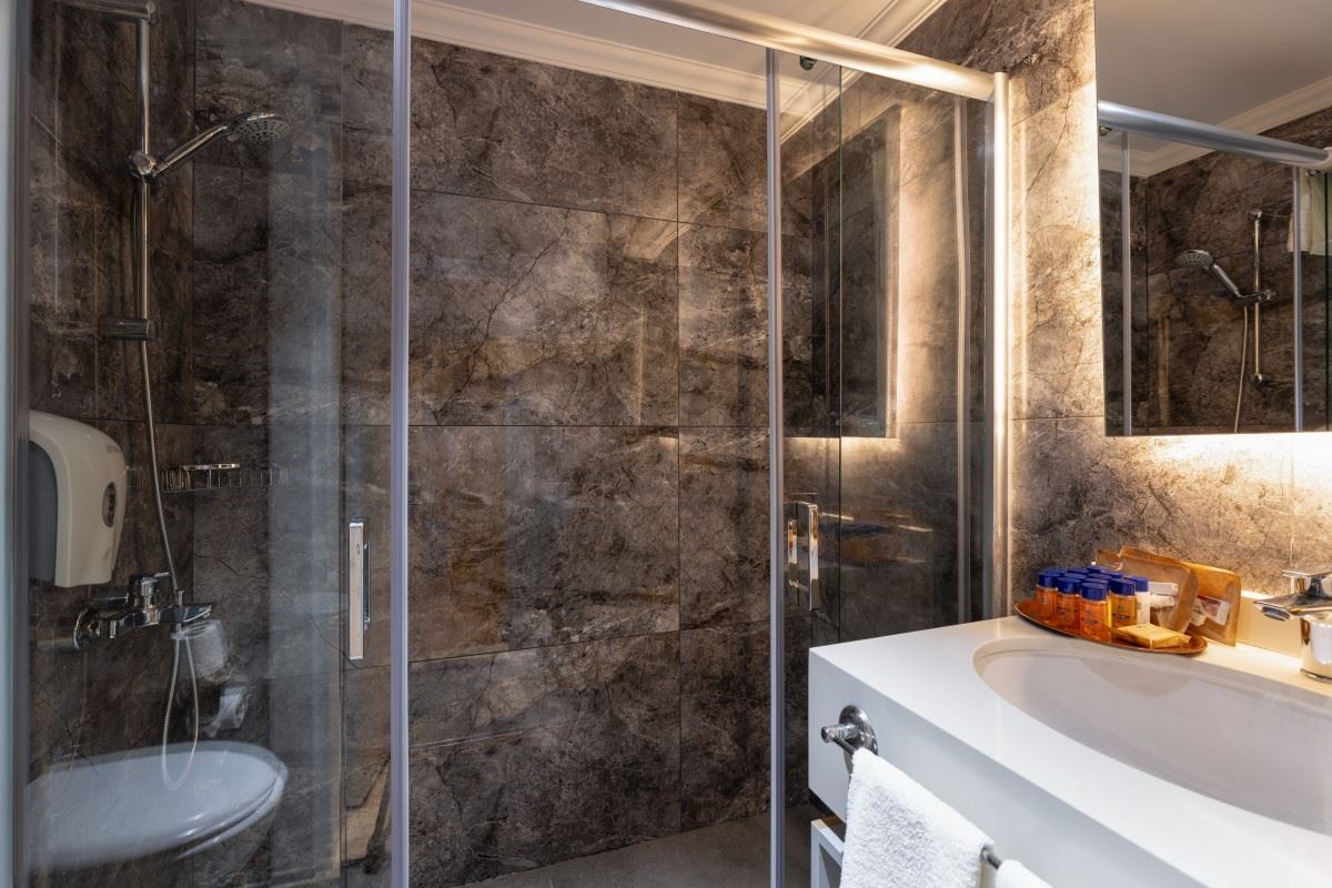rooms-family-room